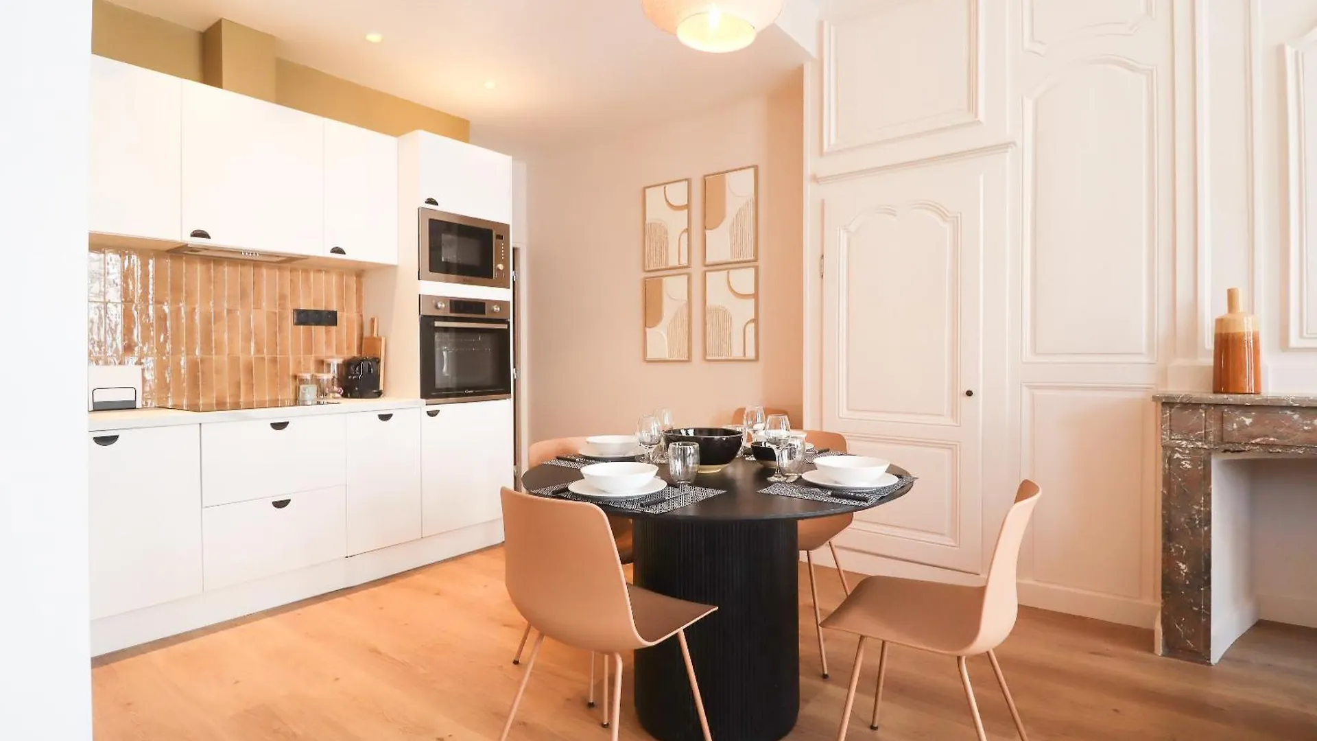 Appartements De Louise Lille 0*,